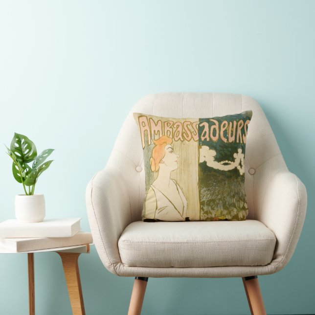 Coussin Ambassadeurs Yvette Guilbert par Theophile Steinle (Chaise)