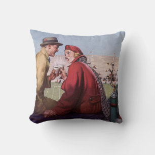 Coussin Amour et Romance Vintage, Couple au Match de Footb