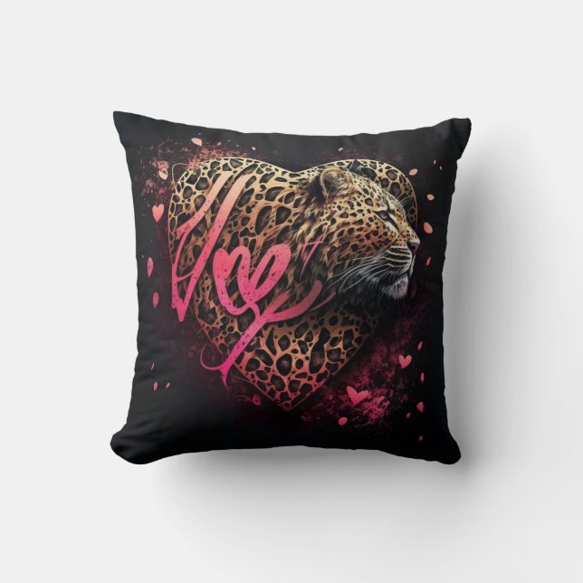 Coussin Amour graffiti art cœur léopard                    (Recto)