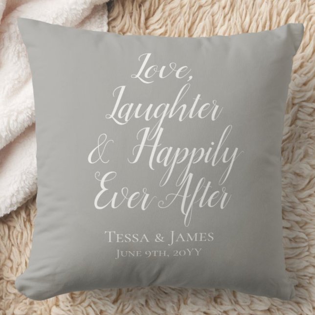 Coussin Amour Rires Heureux Pour Toujours | Date de Mariag ("Everyday is abundantly beautiful." 
Sincerely Best Wishes from Lucky Design World)