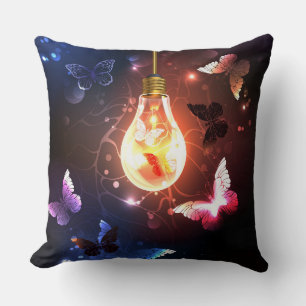 Coussin Ampoule lumineuse avec papillons nocturnes