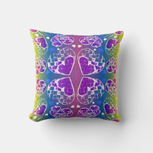 Coussin Amusant Violet, bleu, jaune motif de Coeurs Whimsi