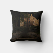 Ancien château dans la forêt