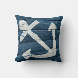 Coussin ancre nautique défraîchie sur bleu rustique