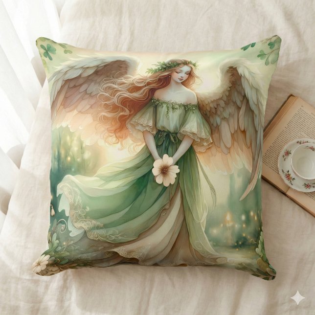 Coussin Ange Sérénité Trèfle (Clover Serenity Angel Throw Pillow Mockup A)