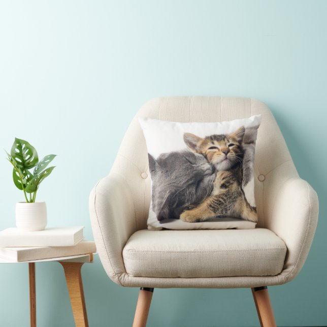 Coussin Animaux de bébés cutest | Cute Kitten Hug (Chaise)