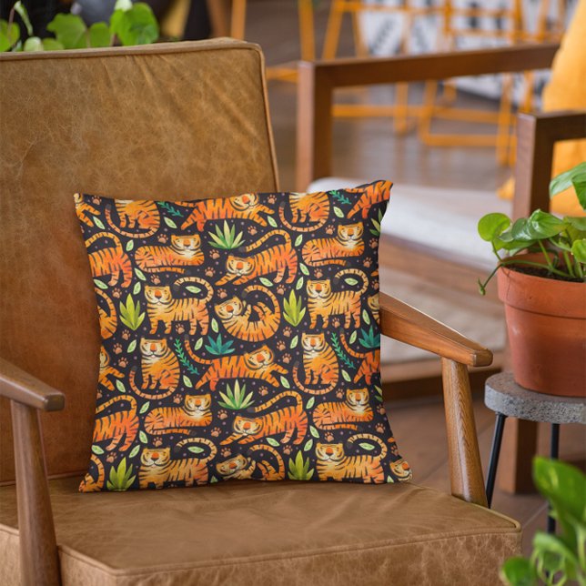 Coussin Année chinoise du Tigre Art asiatique (Créateur téléchargé)