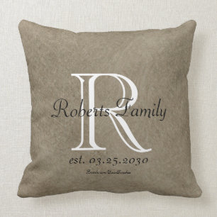 Coussin Anniversaire de monogramme de cuir de Faux de café