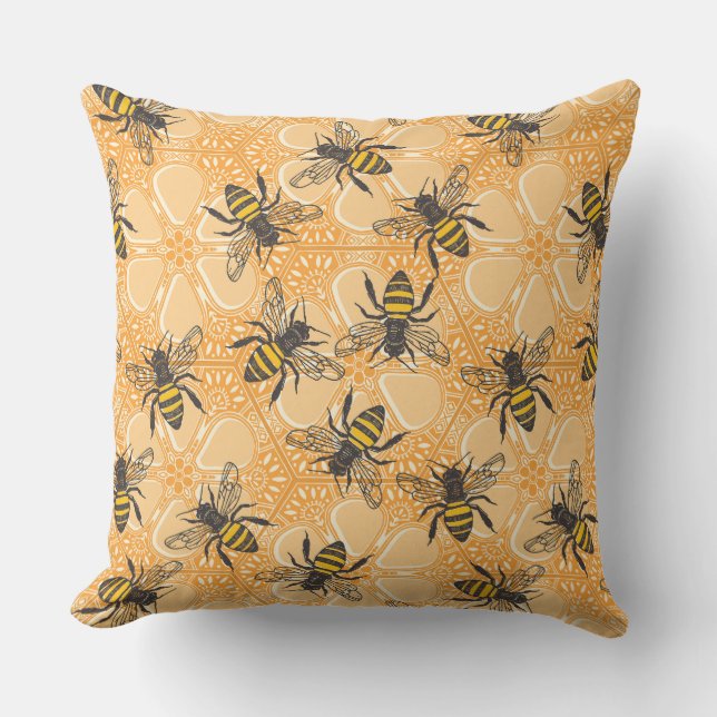 Coussin apricot fleuri de la ruche miel orange (Recto)