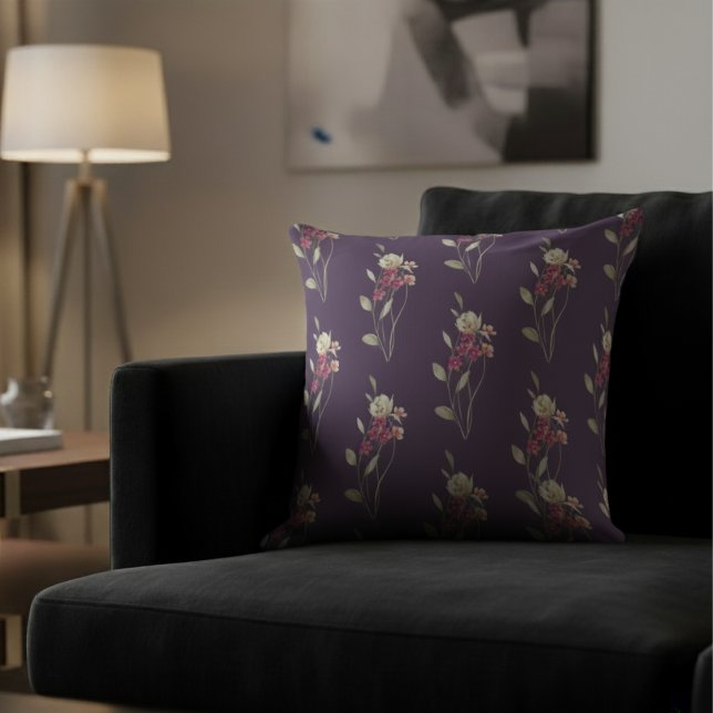 Coussin Aquarelle blanche mignonne Motif floral pourpre (Créateur téléchargé)