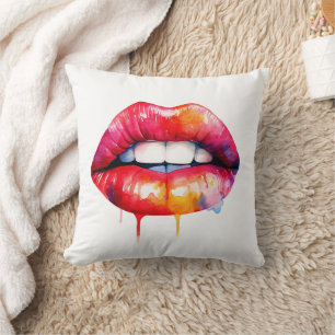 Coussin aquarelle des lèvres femelles peintes en rouge