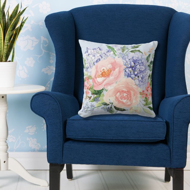 Coussin Aquarelle Florale de Printemps Hydrangea Rose Pivo (In situ)
