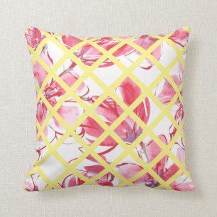 Coussin aquarelle rose florale, treillis jaune doux,