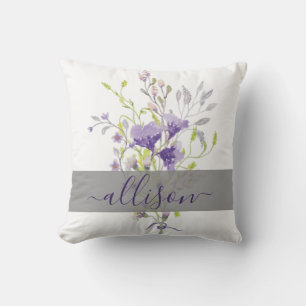Coussin Aquarelle violet pulvérisateur floral personnalisé