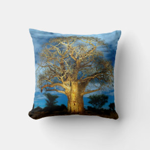 Coussin Arbre Baobab (Adansonia) illuminé par la lune
