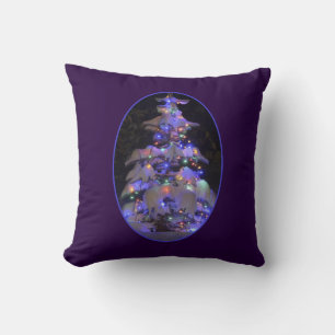 Coussin Arbre de Noël couvert de neige brillante