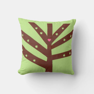Coussin Arbre minimaliste avec cœur rose et feuilles