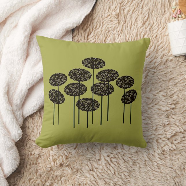 Coussin Arbres boisés sur l'oreiller à jet d'or (Couverture)