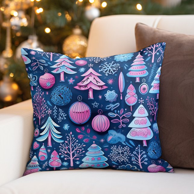 Coussin Arbres de Noël fantaisistes rose bleu (Festive blue and pink Christmas decorator pillow)