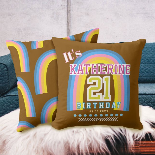 Coussin Arc-en-ciel 21 Anniversaire Brun (Rainbow 21 Birthday Brown Throw Pillow)