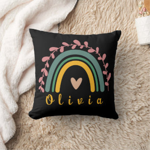 Coussin Arc-en-ciel de Boho de fille avec nom personnalisé