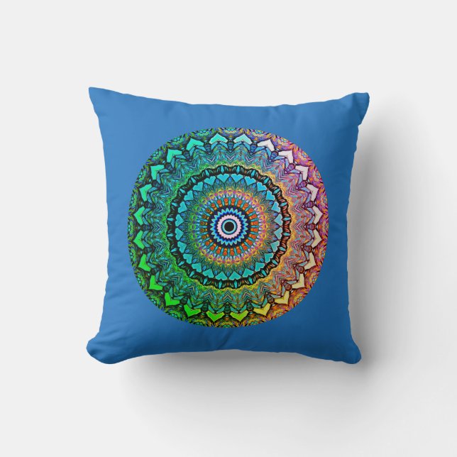 Coussin Arc en ciel et coeurs amusants Mandala sur le bleu (Recto)