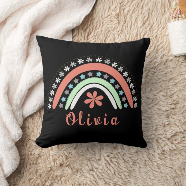 Coussin Arc-en-ciel Floral Boho Avec Nom Personnalisé (Couverture)