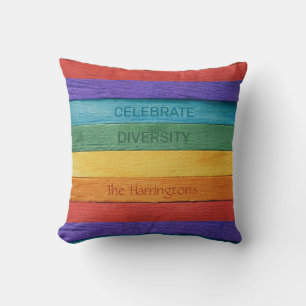 Coussin Arc-en-ciel texturé en bois