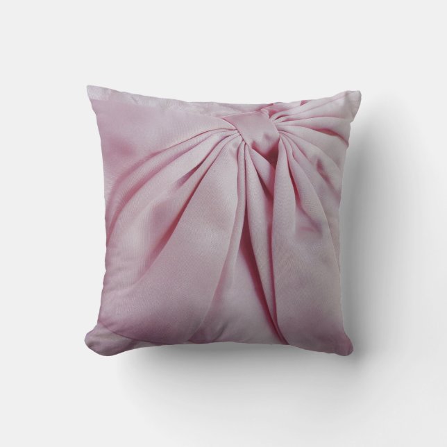 Coussin Arc rose de satin (Recto)