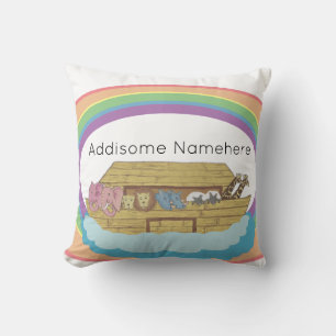 Coussin Arche de Rainbow Noah sur le nom personnalisé blan