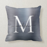 Coussin Argent Gris brossé Métal Girly Script Monogramme<br><div class="desc">Moderne Gris Argent Brossé Métal Fille Script Monogramme Jeu d'oreiller</div>