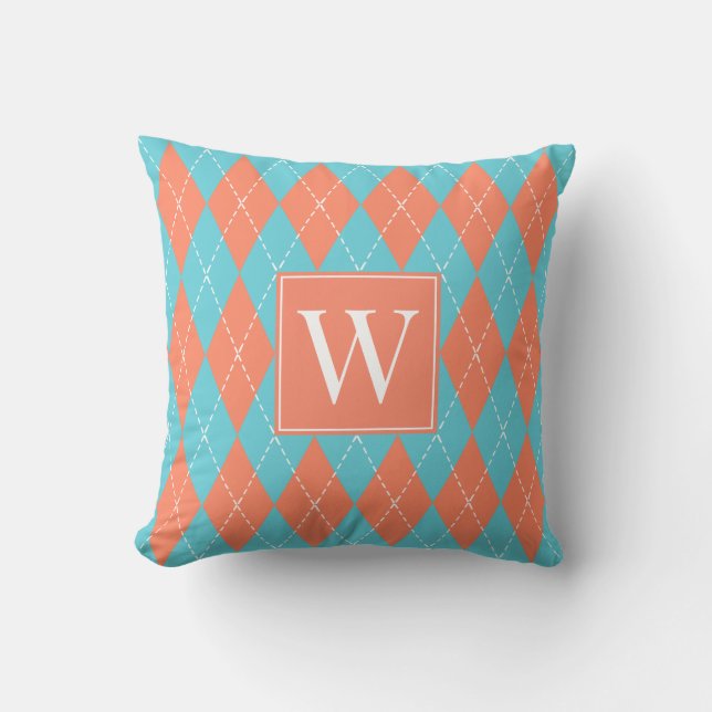 Coussin Argyle à broderie manuelle – Corail et Turquoise (Recto)