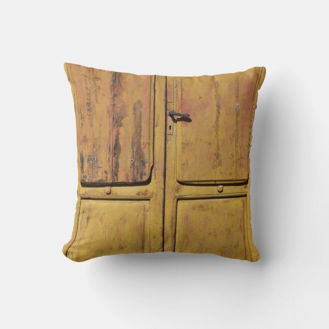 Coussin Armoire en bois marron fermé (Recto)