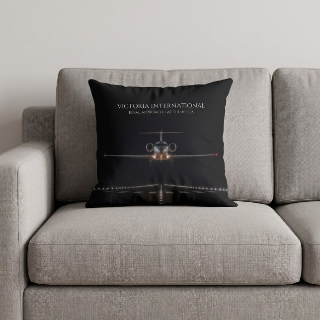 Coussin Arrivée d'un jet de luxe exécutif après les heures (Créateur téléchargé)