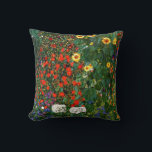 Coussin Art Gustav Klimt - Jardin agricole avec tournesols<br><div class="desc">Art Gustav Klimt - Jardin de ferme avec des tournesols jettent l'oreiller.</div>