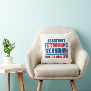 Coussin Assistant technicien de feux d'artifice drôle 4 ju