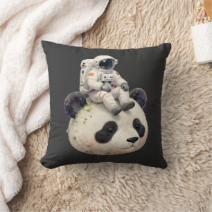 Coussin Astronaute sur un panda spatial surréaliste, étran