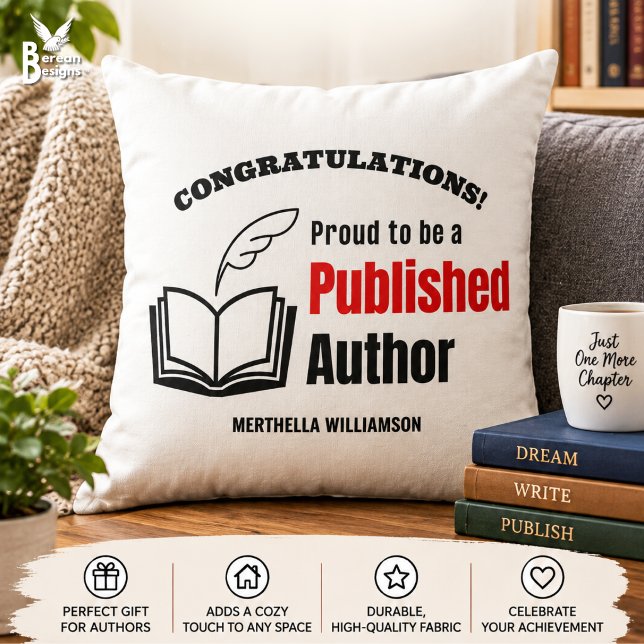 COUSSIN AUTEUR PUBLIÉ FIER (Personalised throw pillow with “Congratulations! Proud to be a Published Author” design.)