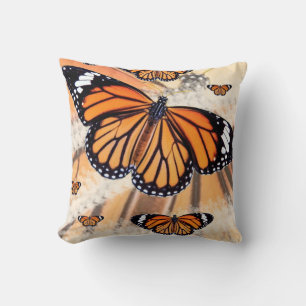 Coussin avec Monarch papillon design