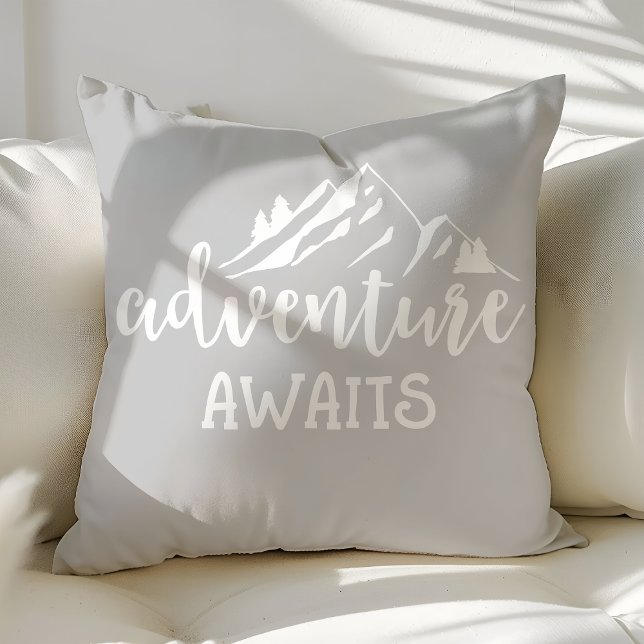 Coussin Aventure Attend Citation Wilderness Gris (Créateur téléchargé)