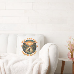 Coussin Aventure en kayak solo vintage sauvage et libre
