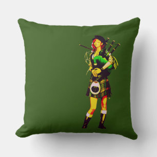 Coussin Bagpiper girl