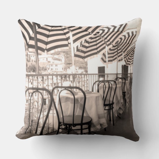 Coussin Balcon de restaurant pittoresque, Italie (Recto)