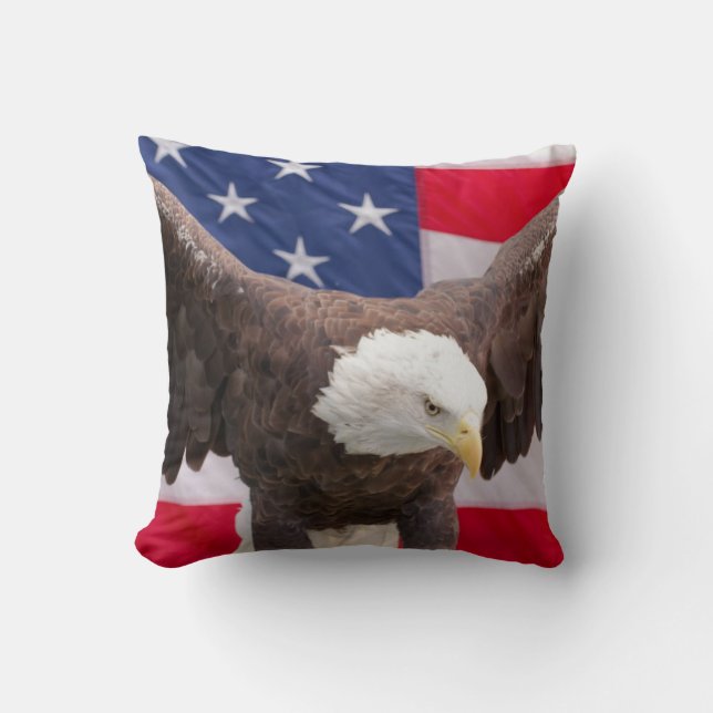Coussin Bald Eagle avec l'American Flag Puzzle (Recto)