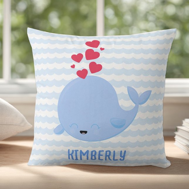 Coussin Baleine à rayures bleues personnalisée (Personalized Whale Pillow)