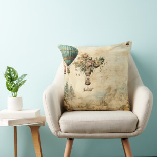 Coussin Balloon vintage à air chaud dans un paysage serein