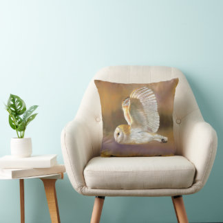 Coussin Barn Owl. A Time to Fly. 