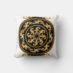 Coussin Baroque d'or, chaînes, décoration noire