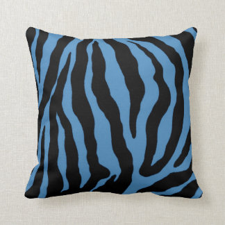 Coussin barré par copie bleue de zèbre et noire