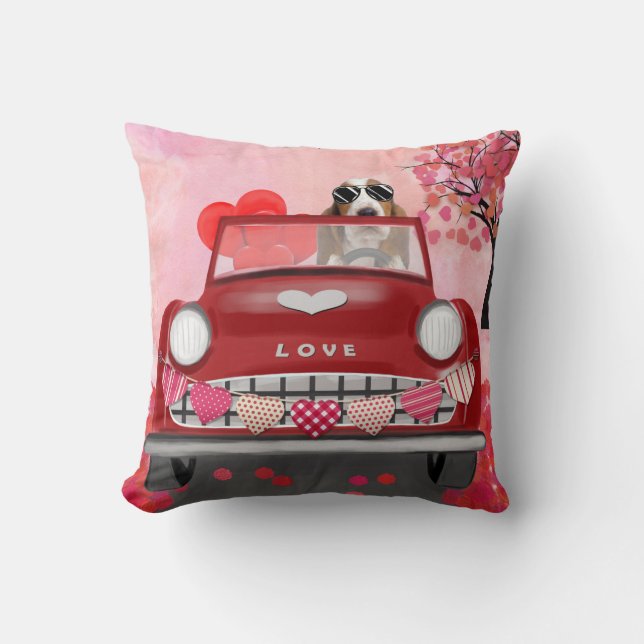 Coussin Basset Hound voiture avec les coeurs Valentine's (Recto)